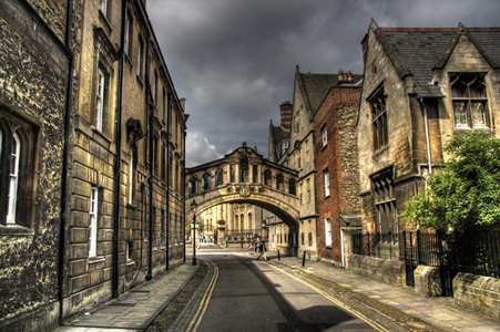 Why you should visit the city of Oxford?